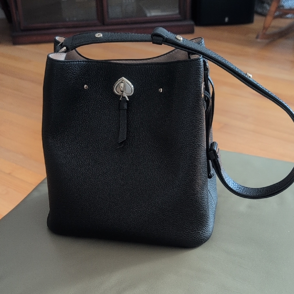 Kate Spade "Marti" Bucket Bag Euc
